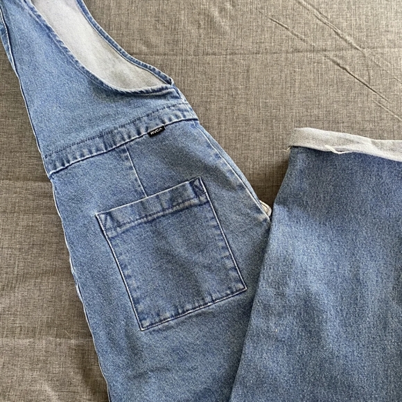 RVCA overalls snap up front size 29 frayed/raw ends - Picture 5 of 12